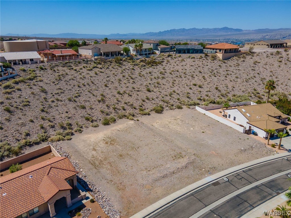 2918 Desert Trail Drive