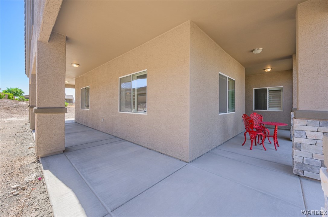 2724 Buffalo Trail