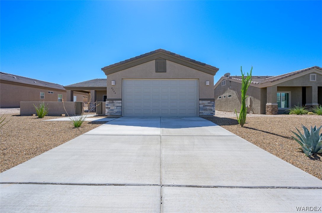 2724 Buffalo Trail
