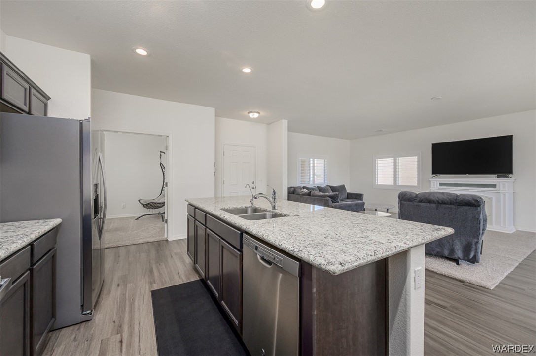 2724 Buffalo Trail