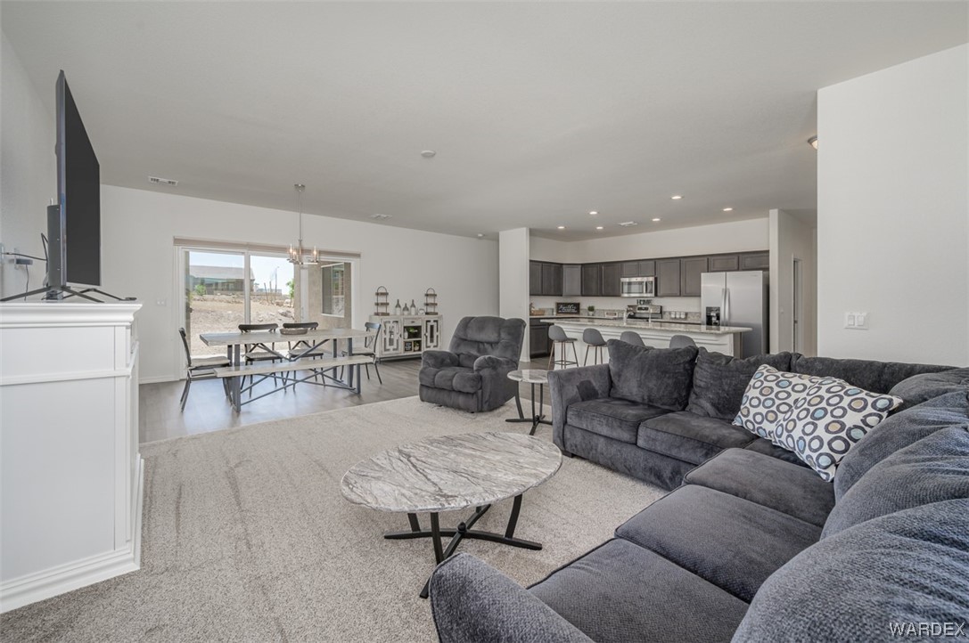 2724 Buffalo Trail