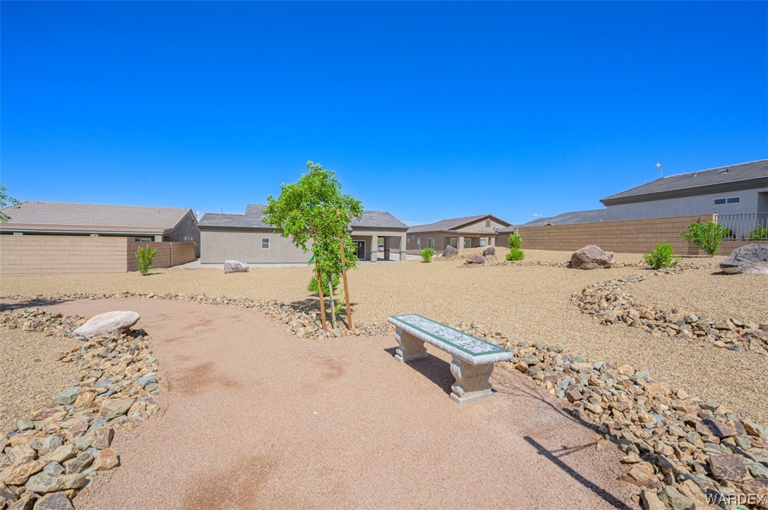 2724 Buffalo Trail