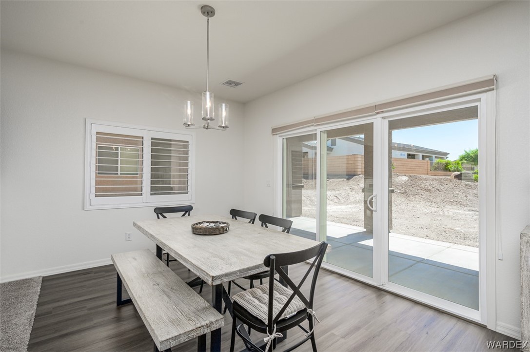 2724 Buffalo Trail
