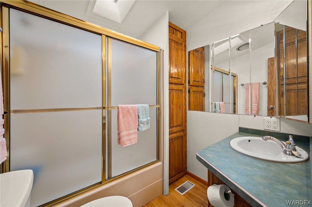 2000 Ramar Road 184