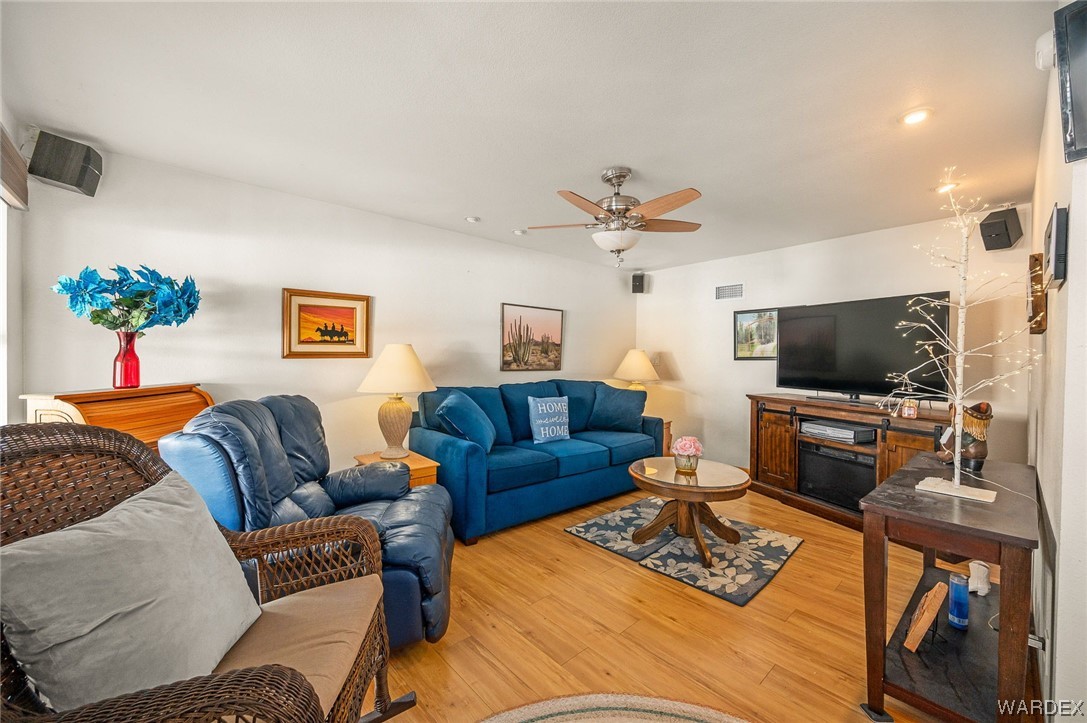 2000 Ramar Road 184