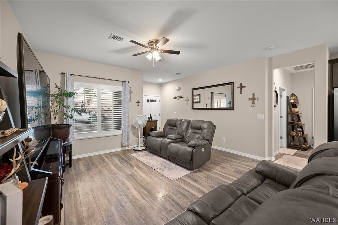 1857 Bluebonnet Boulevard