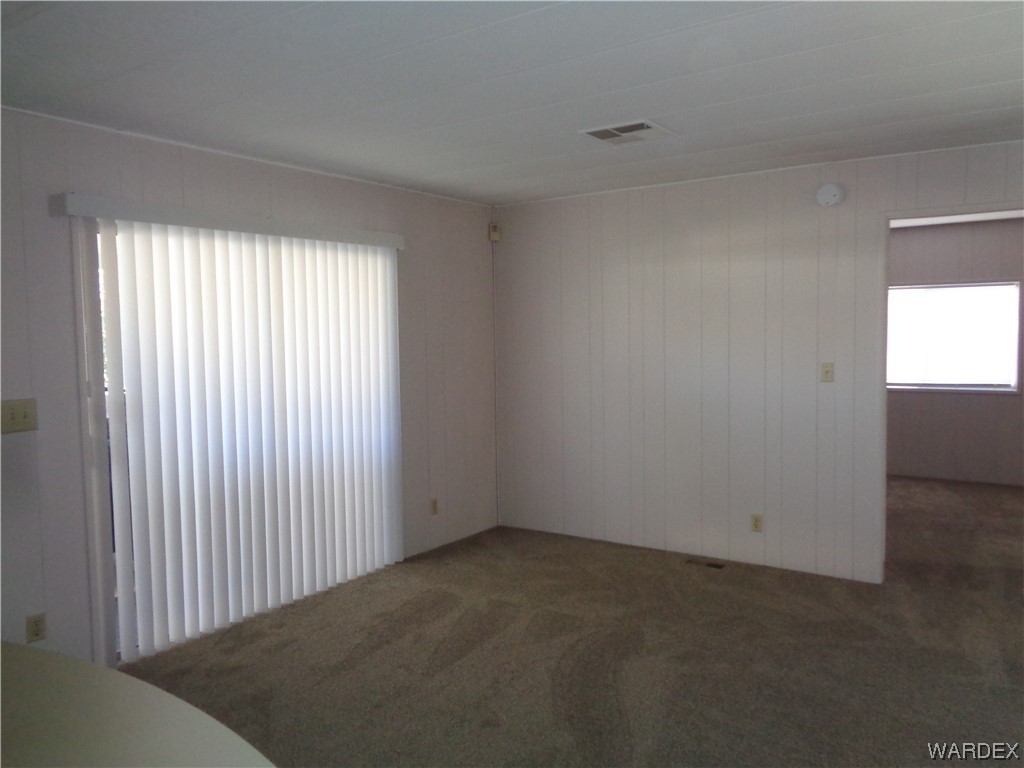2112 Santa Cruz Avenue