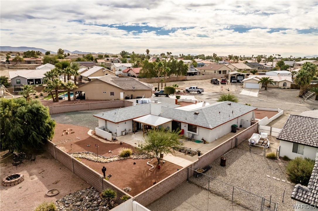 2023 E Mountain View Plaza
