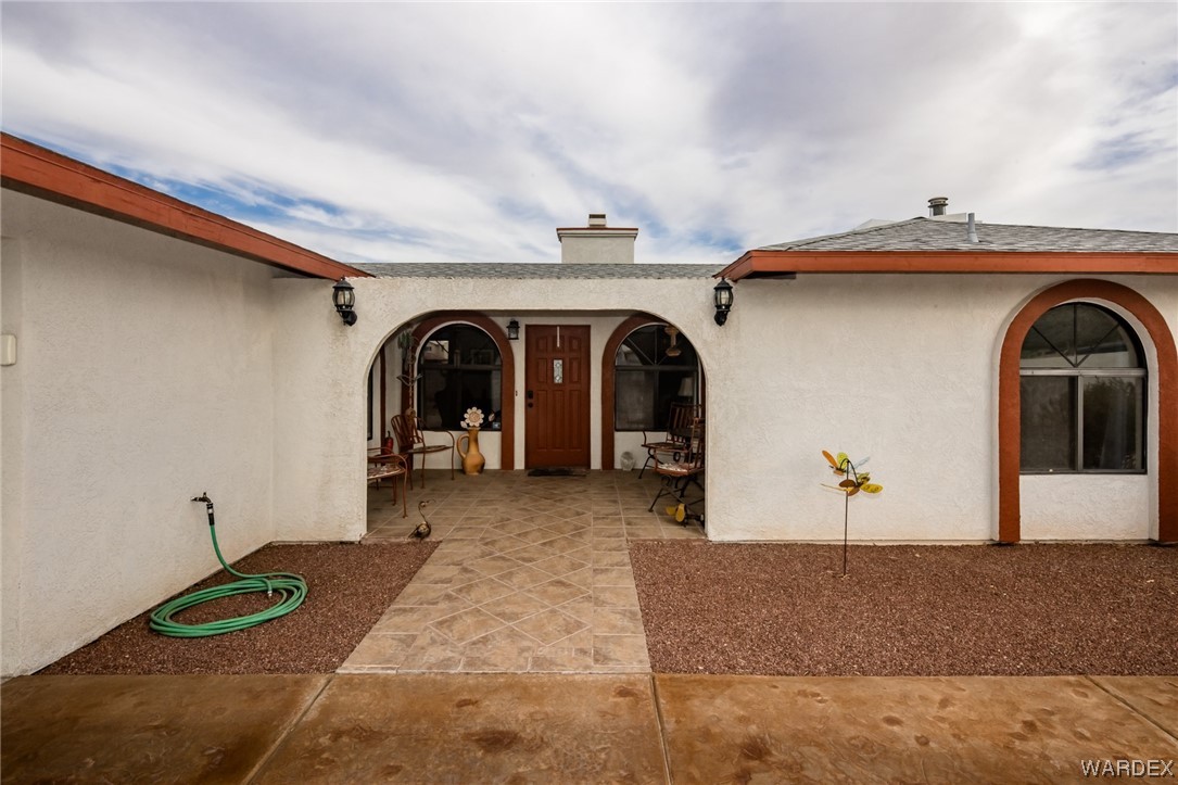 2023 E Mountain View Plaza