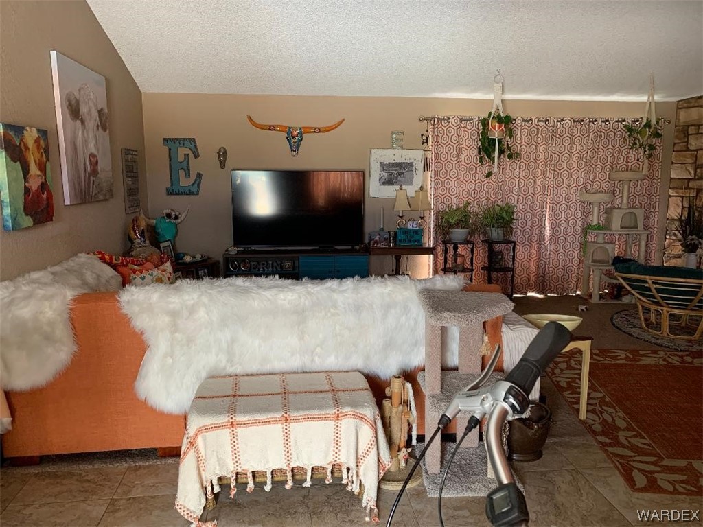 2578 Country Club Drive