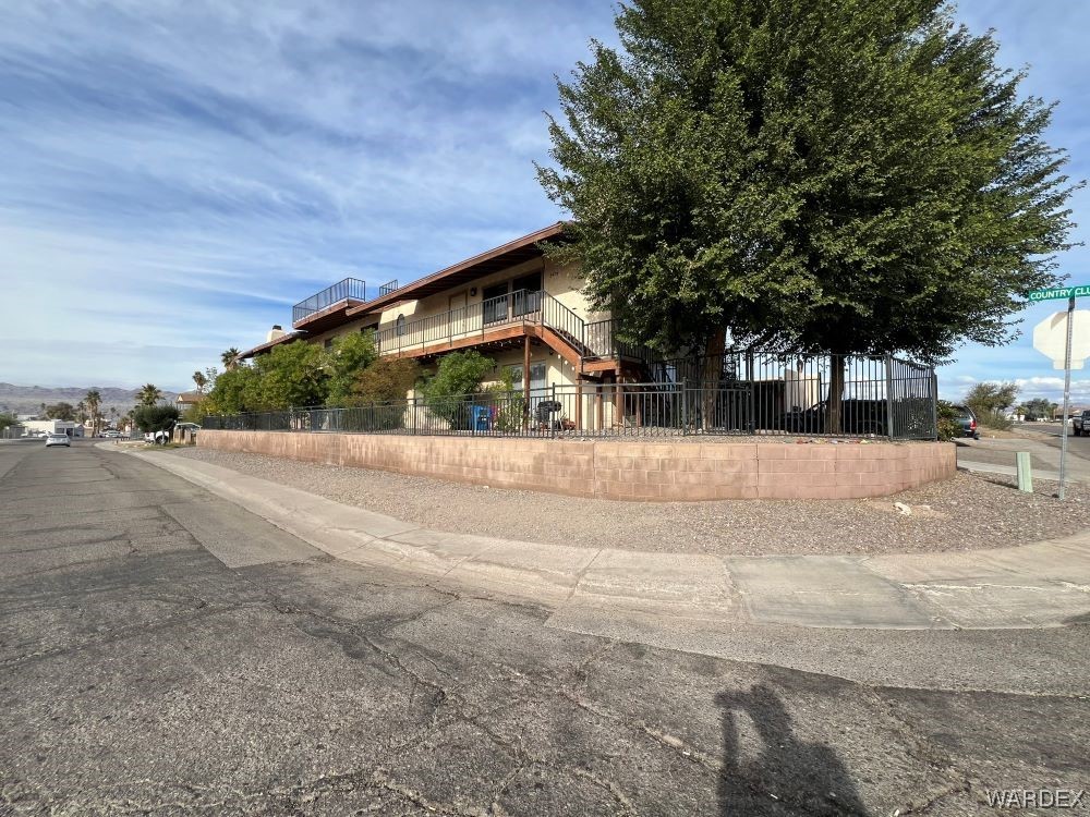 2578 Country Club Drive