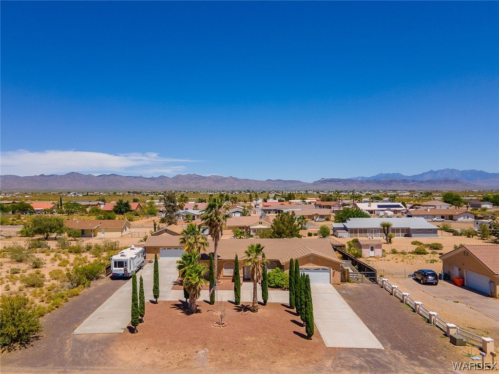 3686 N Saturn Drive