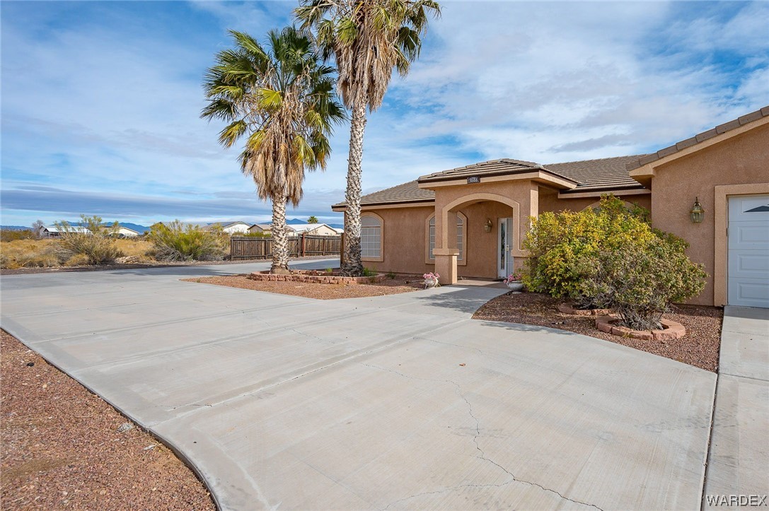 3686 N Saturn Drive