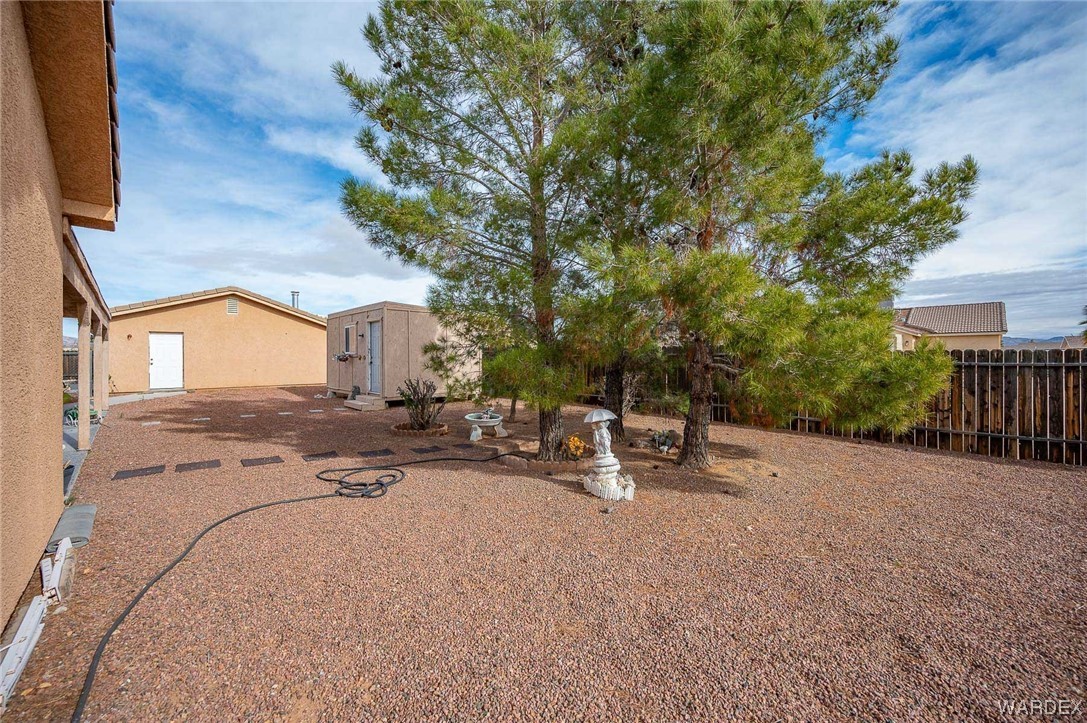 3686 N Saturn Drive