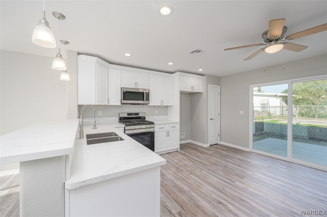 1944 W River Bend Circle