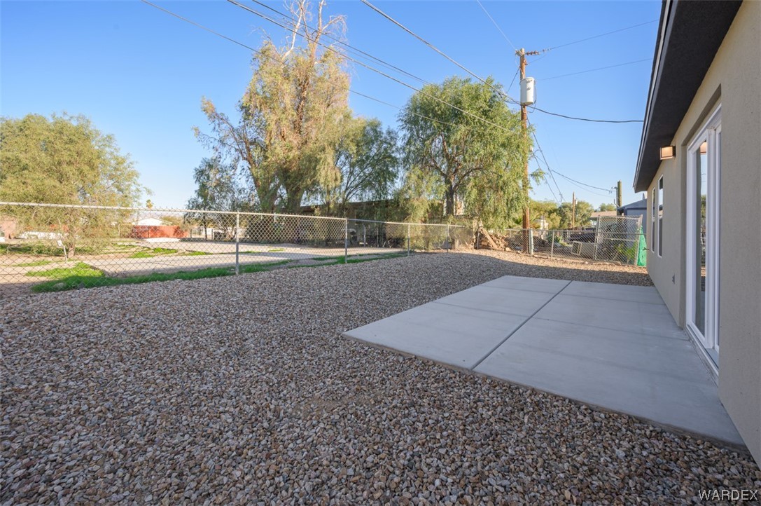 1944 W River Bend Circle