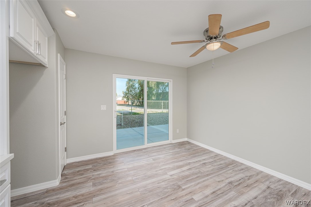 1944 W River Bend Circle