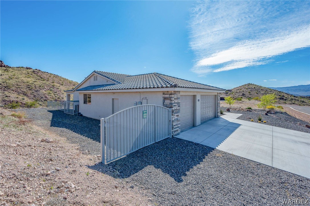 2840 Chaco Canyon Drive