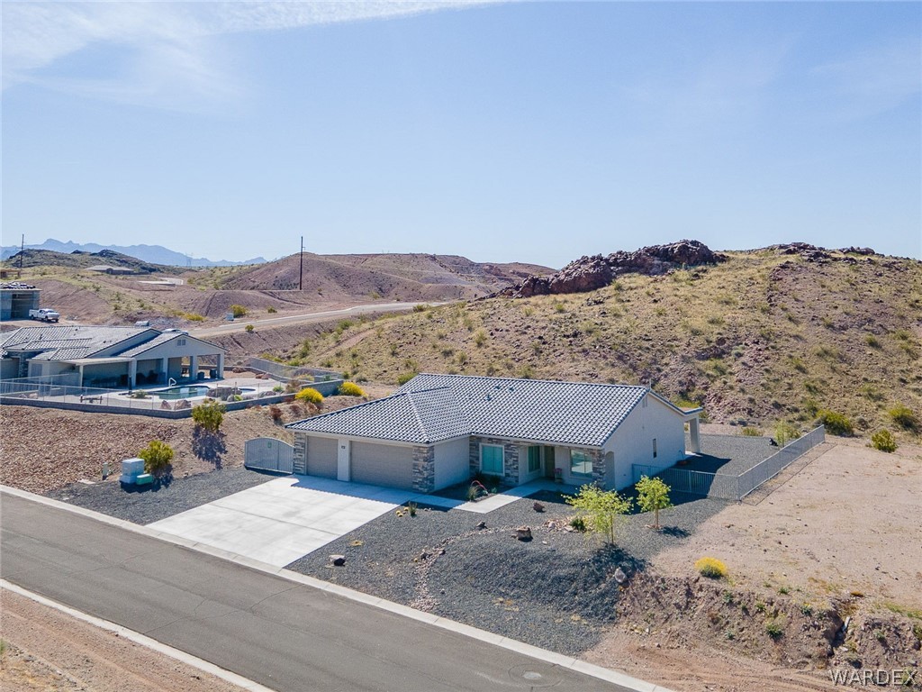 2840 Chaco Canyon Drive