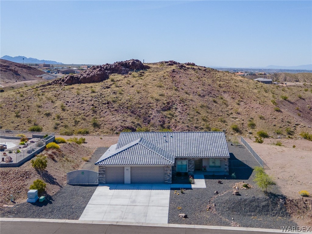 2840 Chaco Canyon Drive