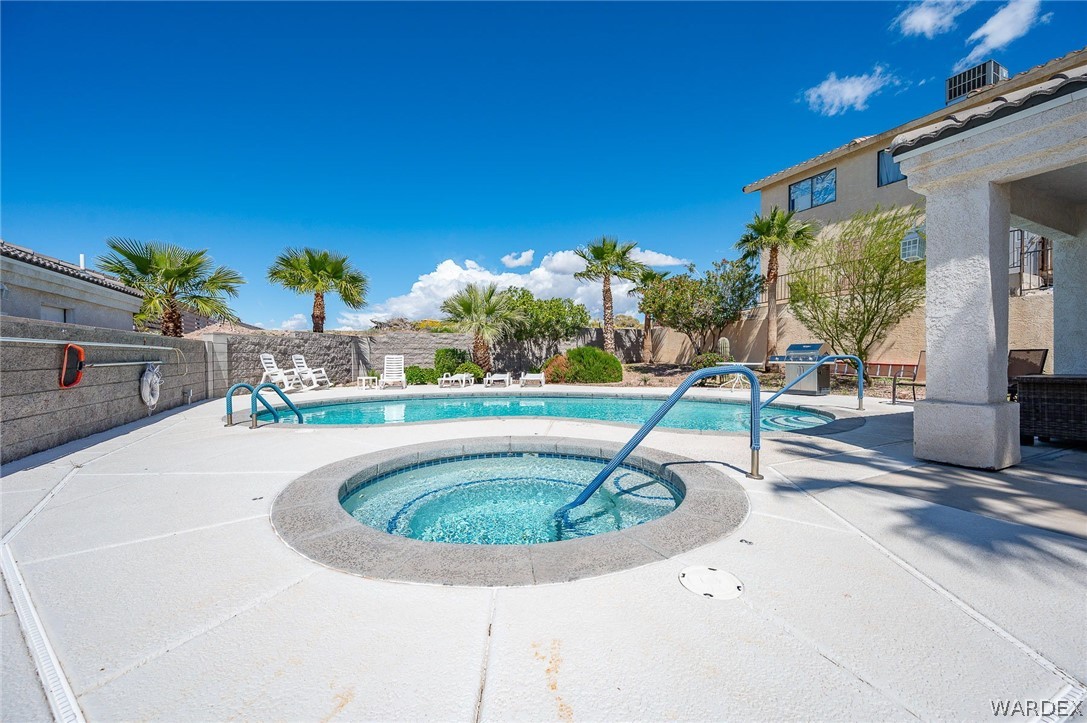 3423 Mccormick Boulevard 210