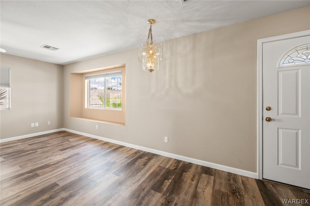3423 Mccormick Boulevard 210