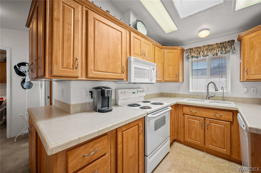 2000 Ramar Road 137