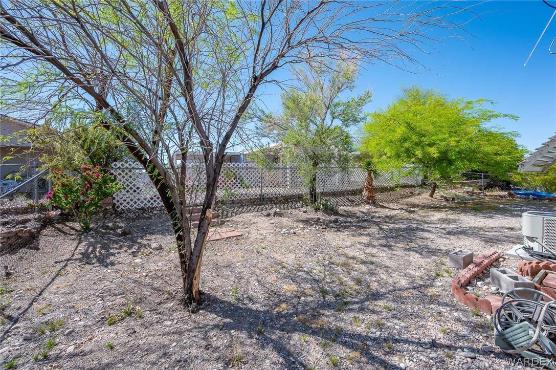 1635 Yale Drive