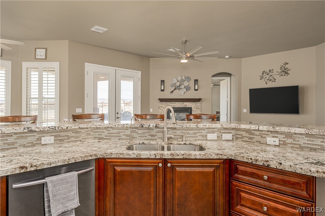 2601 Shoreline Cove
