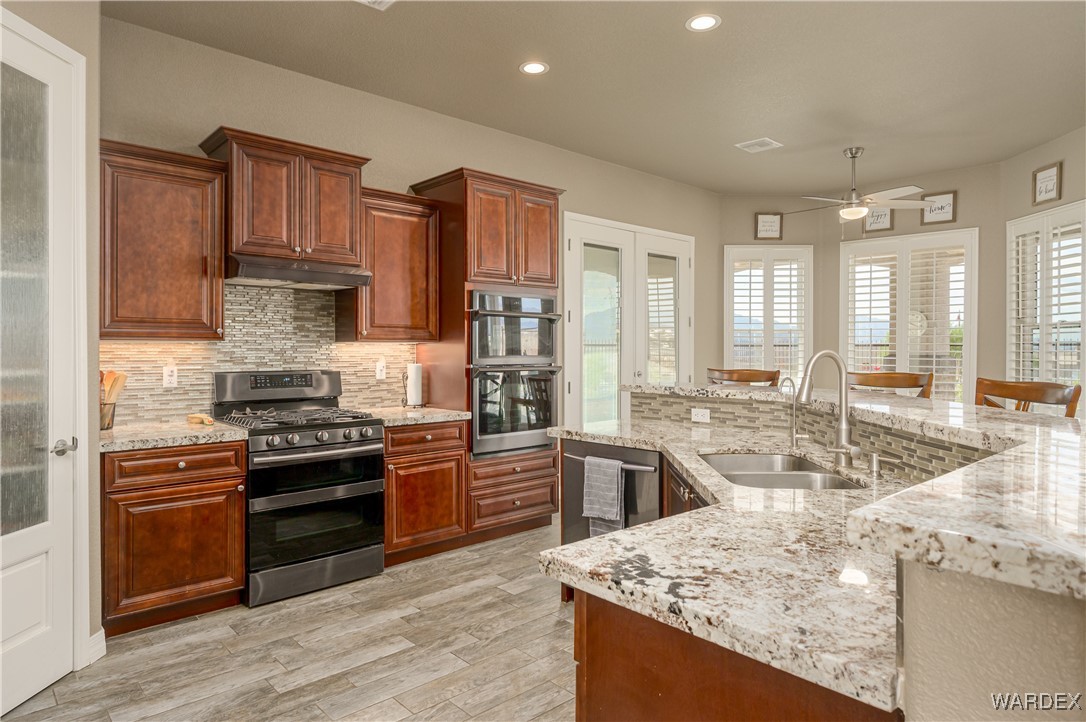 2601 Shoreline Cove