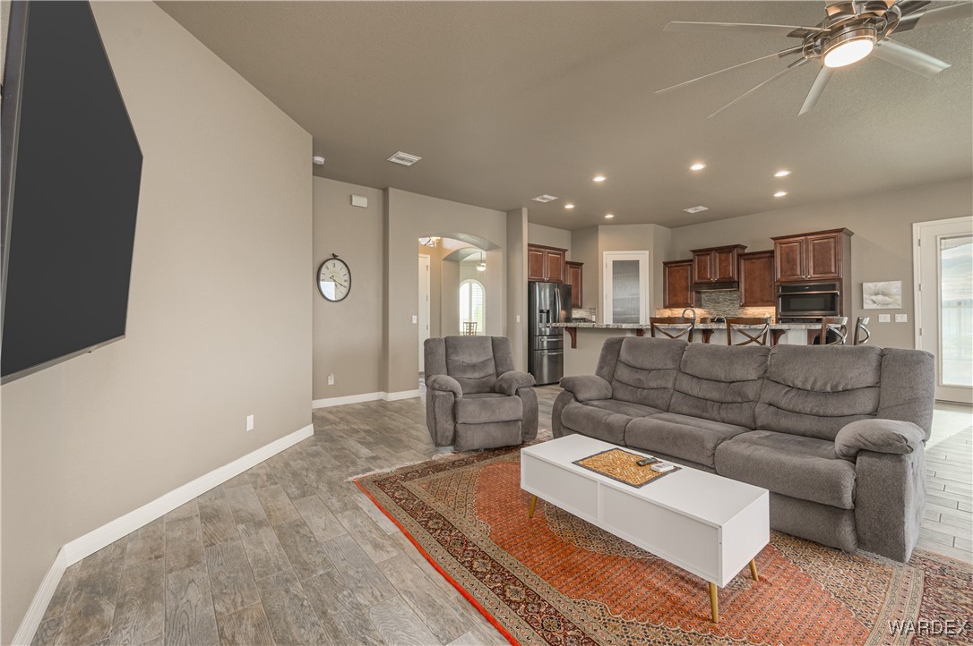 2601 Shoreline Cove