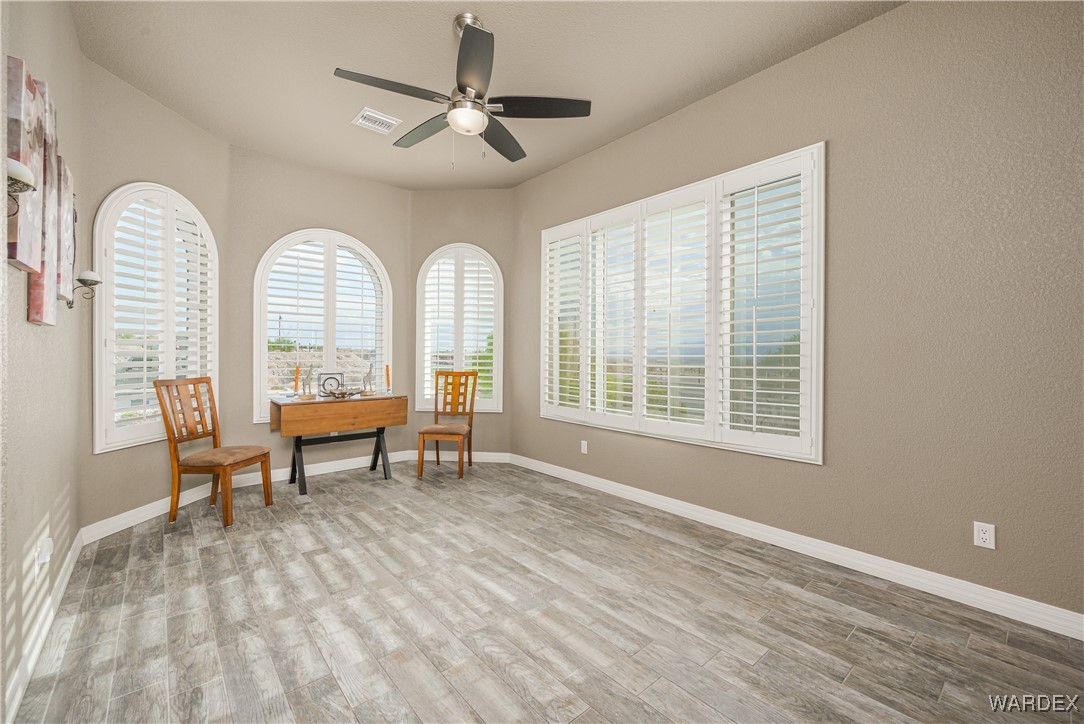 2601 Shoreline Cove