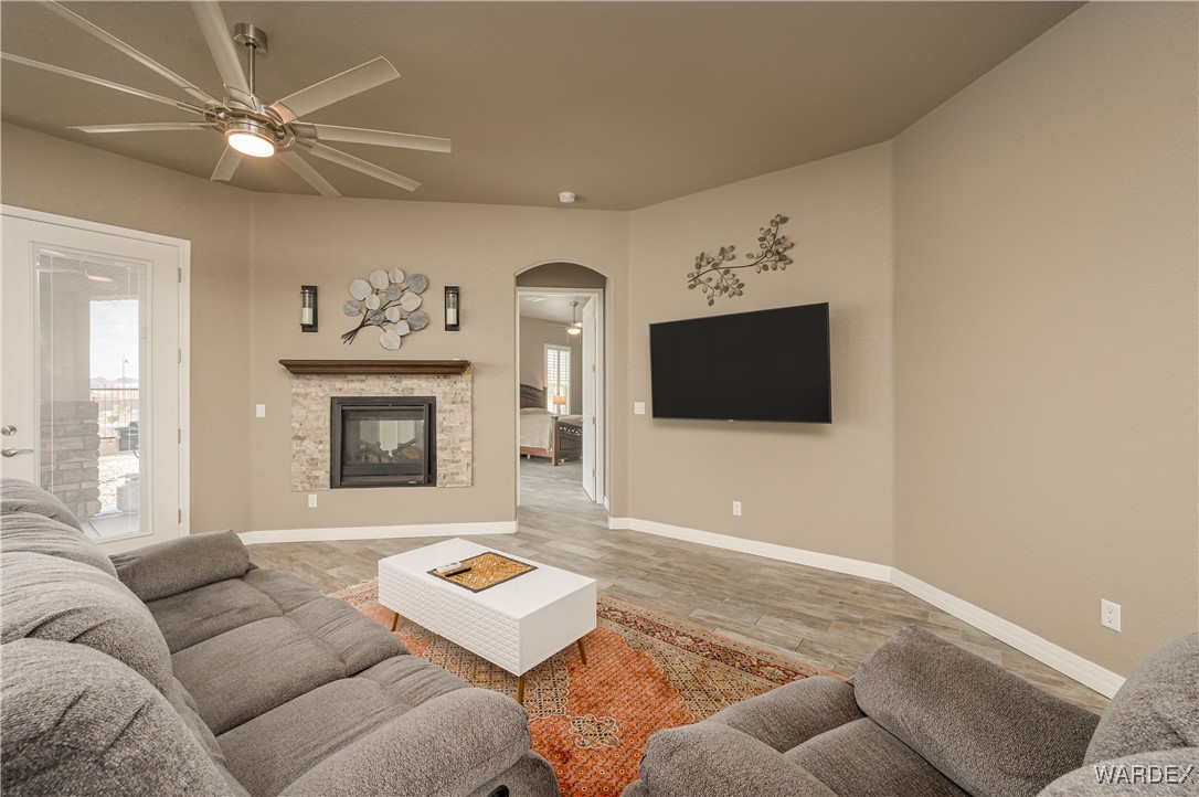 2601 Shoreline Cove