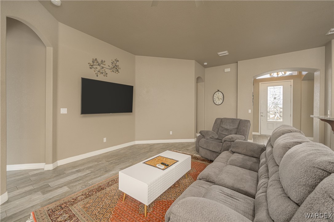 2601 Shoreline Cove