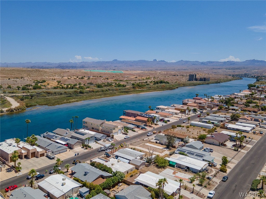 926 Riverfront Drive