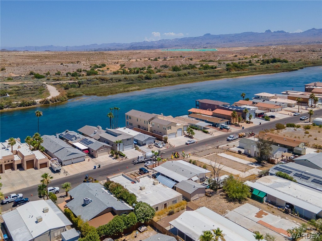926 Riverfront Drive