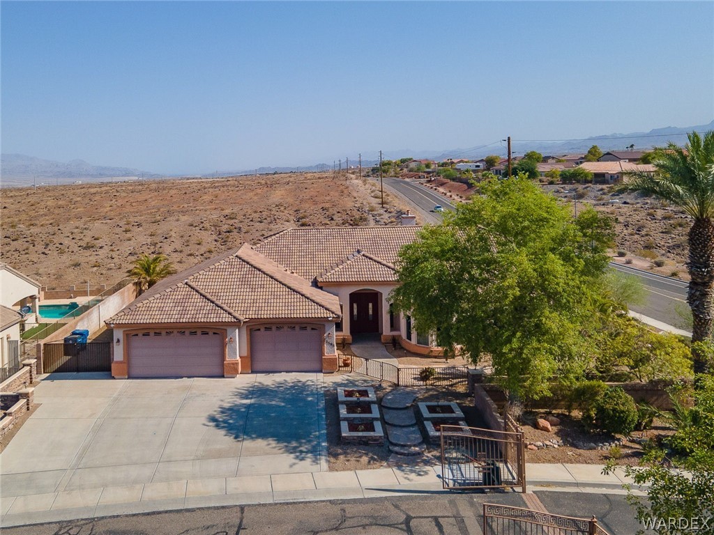 2595 Majestic Way