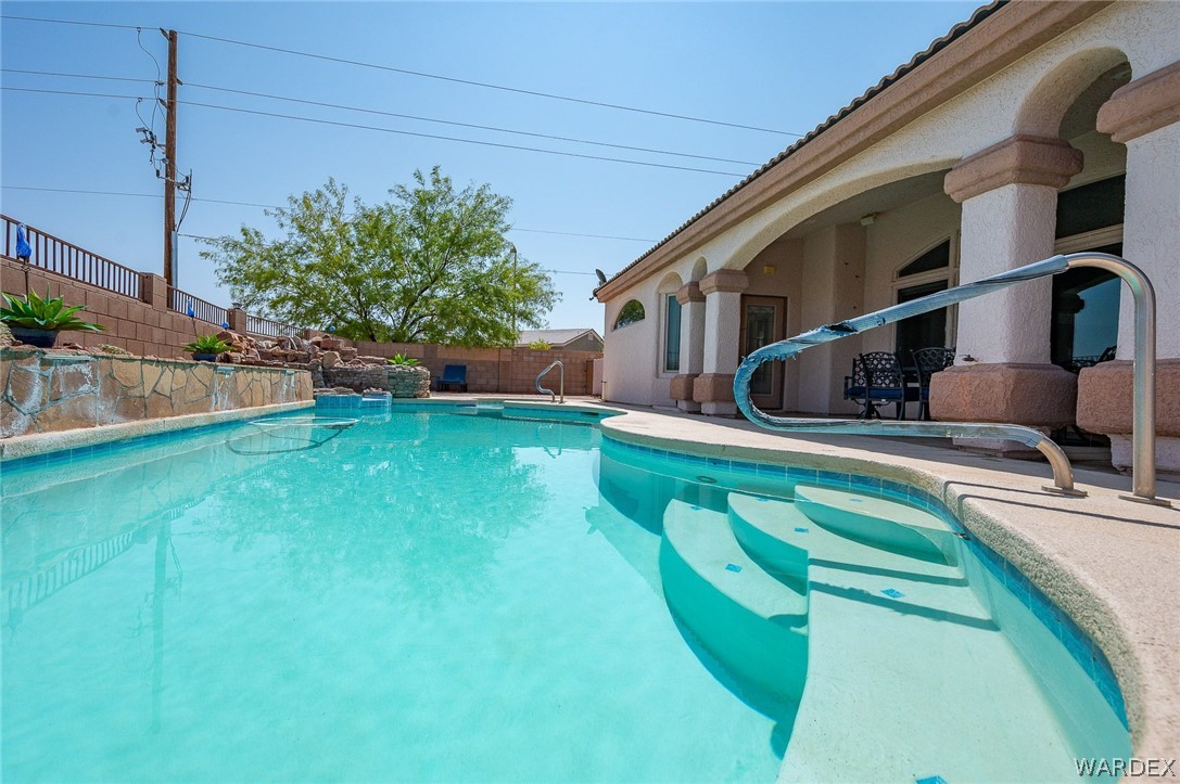 2595 Majestic Way