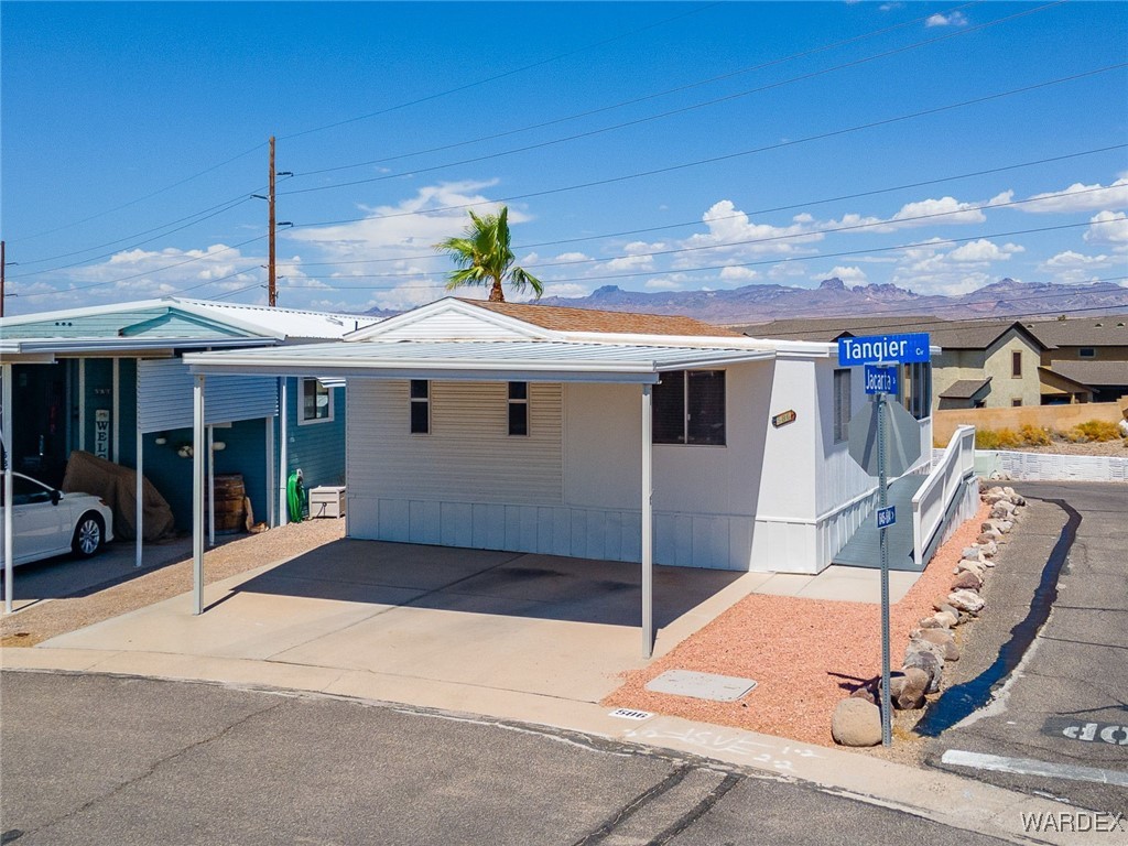 2000 Ramar Road 586