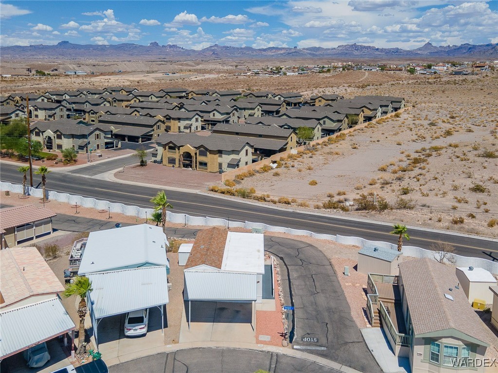 2000 Ramar Road 586
