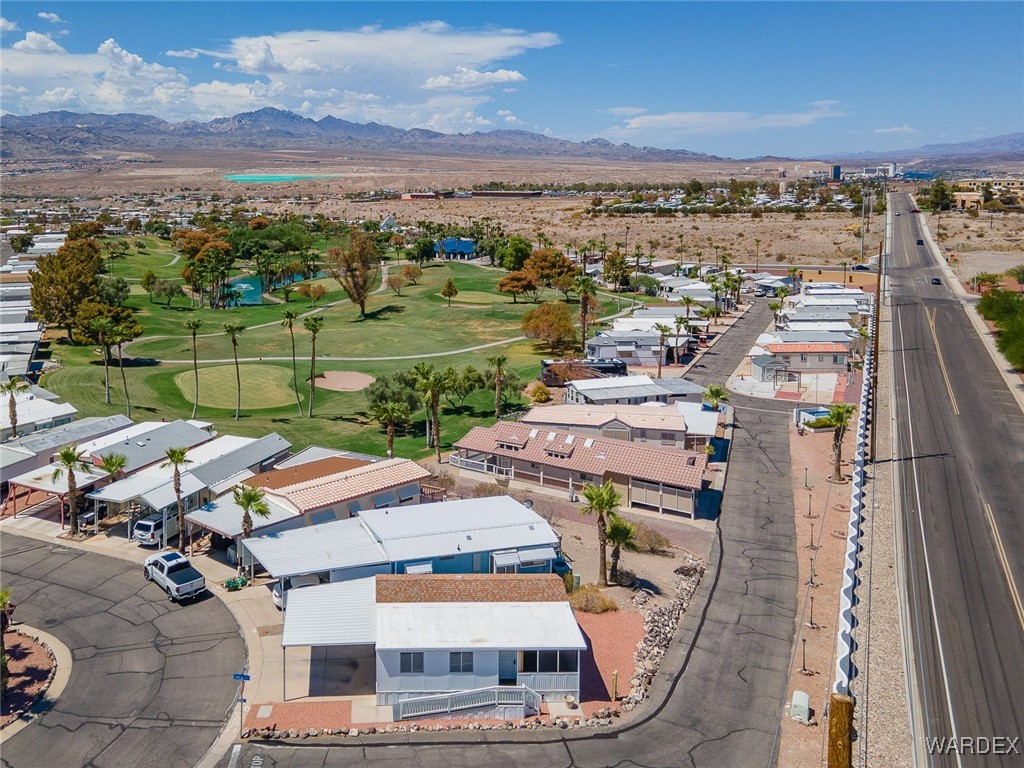 2000 Ramar Road 586