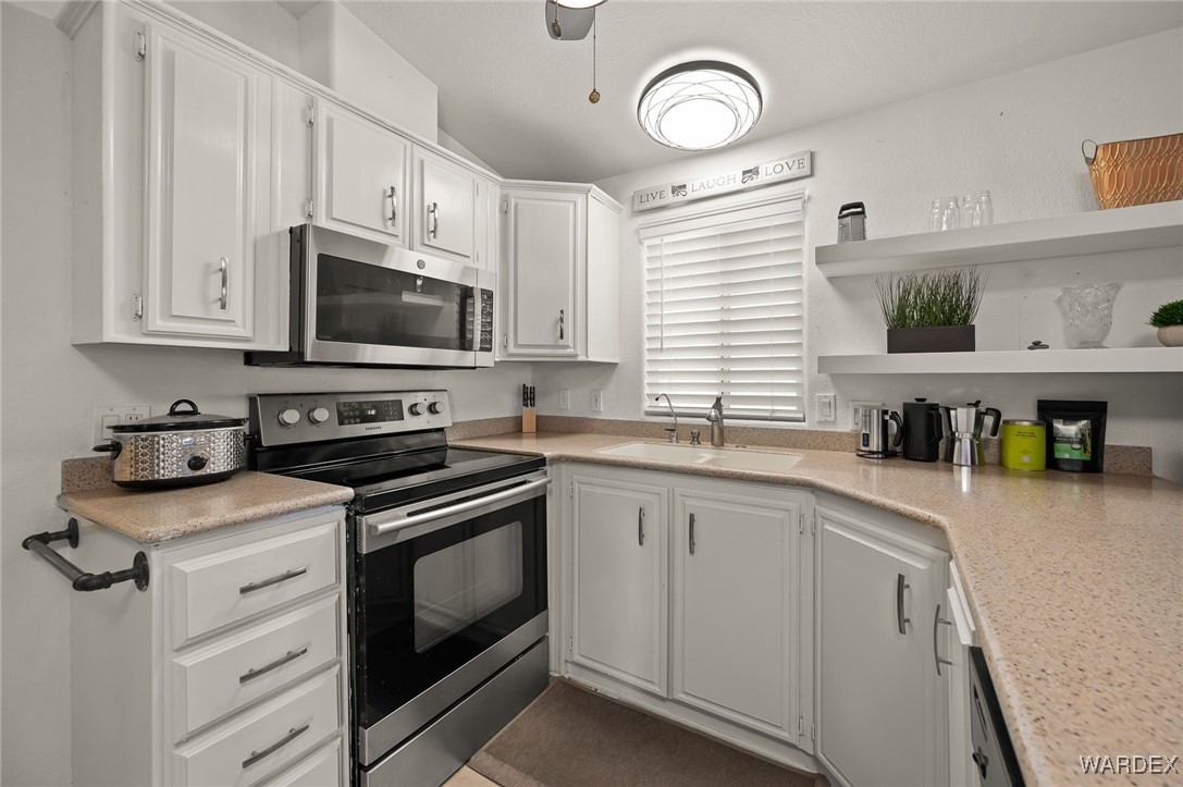 2000 Ramar Road 577