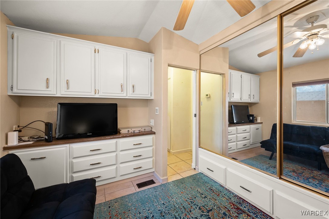 2000 Ramar Road 577