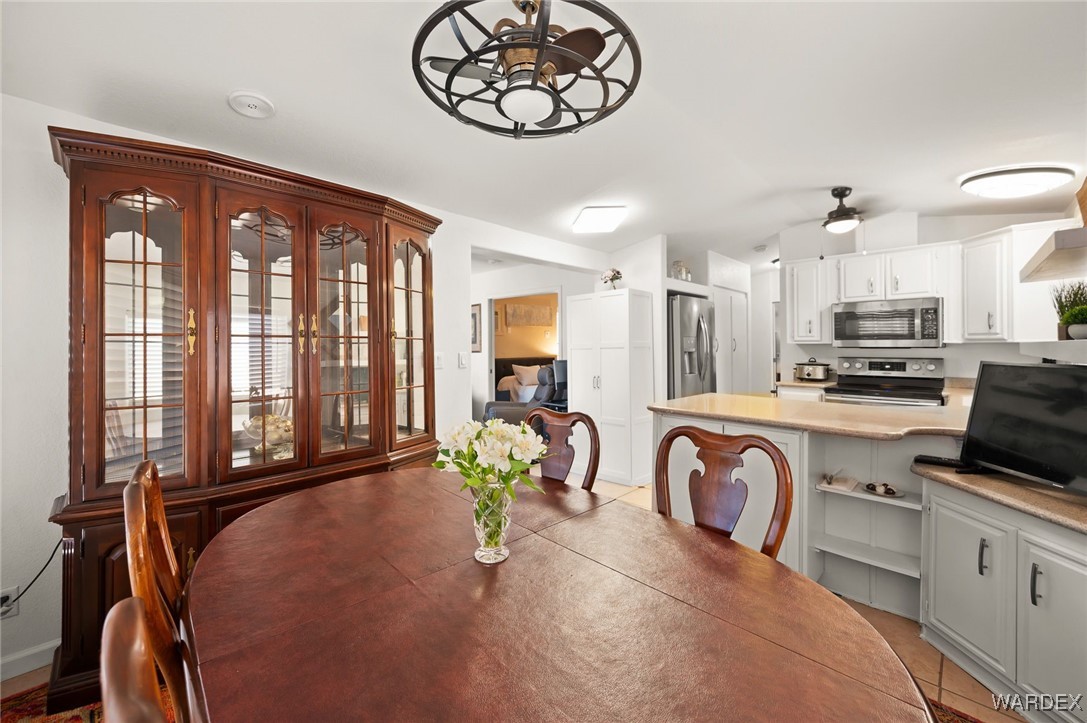 2000 Ramar Road 577