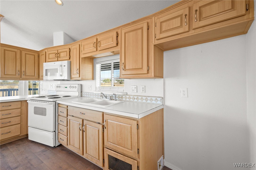 4580 W Crystal Drive