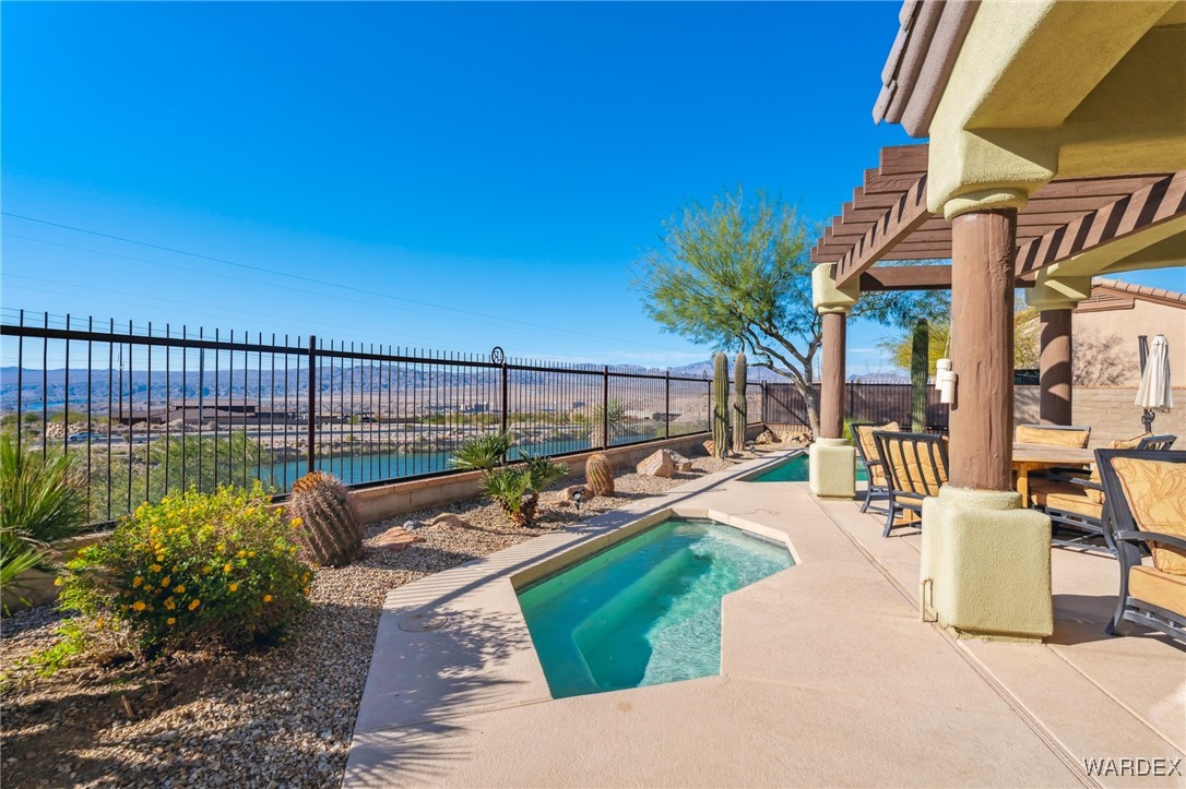 1496 Aztec Cove