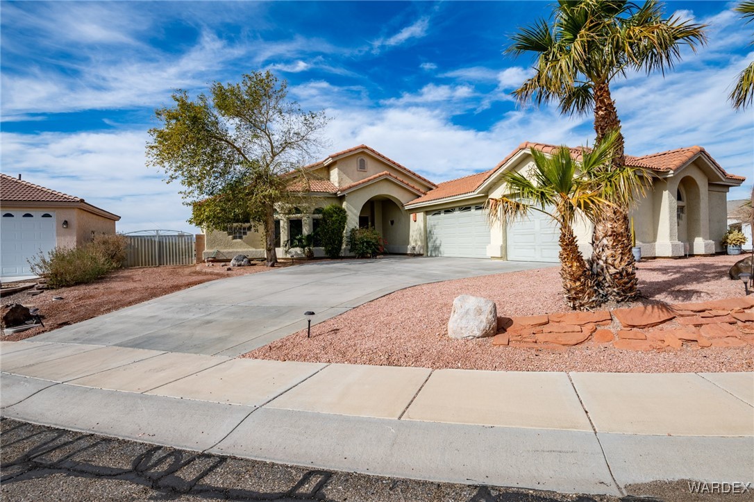 2576 Majestic Way