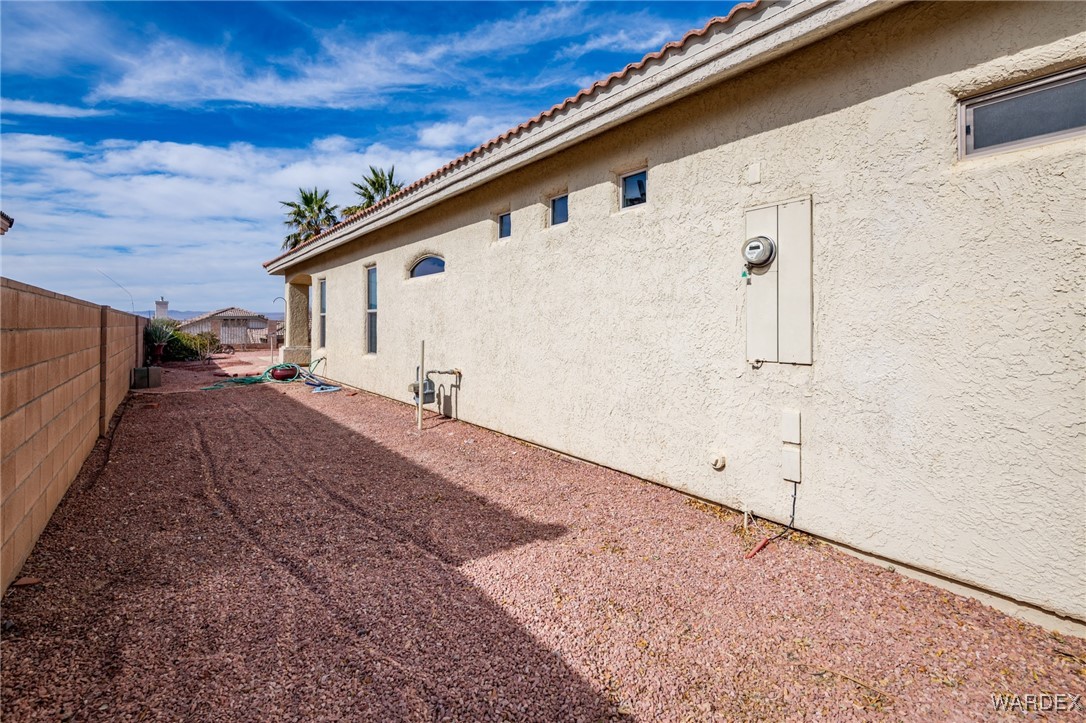 2576 Majestic Way