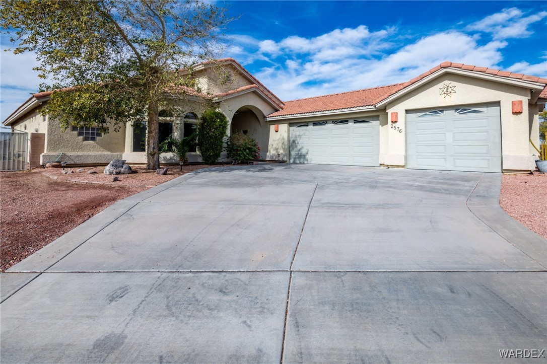2576 Majestic Way