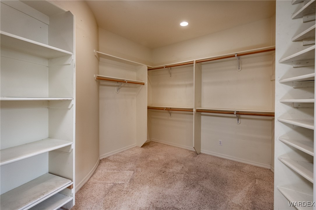 2576 Majestic Way